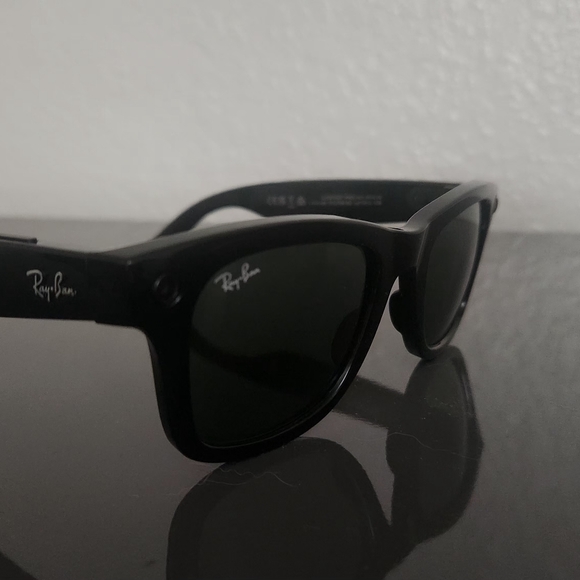 Ray-ban Meta Facebook stories Smart Glasses - Picture 4 of 11